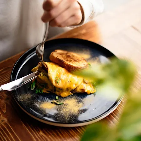 Eurovea Tower Free Parking بيت للعطل براتسيلافا