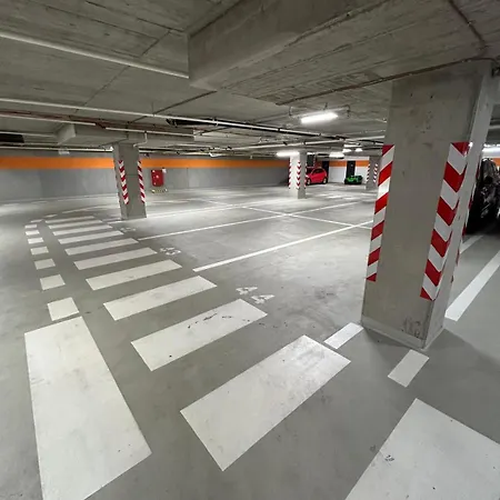 Eurovea Tower Free Parking * Pozsony