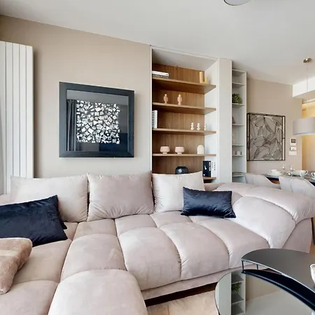 Eurovea Tower Free Parking Apartment *