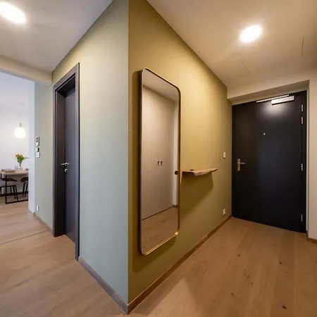 Semesterbostad Eurovea Tower Free Parking *