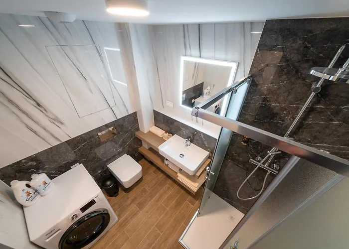 Eurovea Tower Free Parking * براتسيلافا