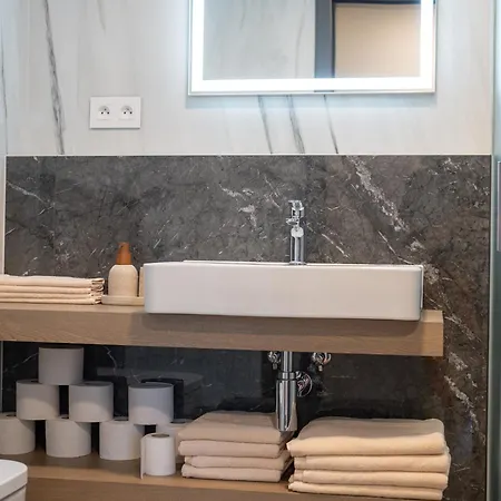 Eurovea Tower Free Parking Feriehus *