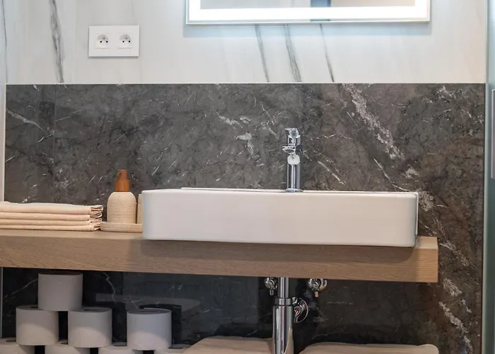 Eurovea Tower Free Parking بيت للعطل *